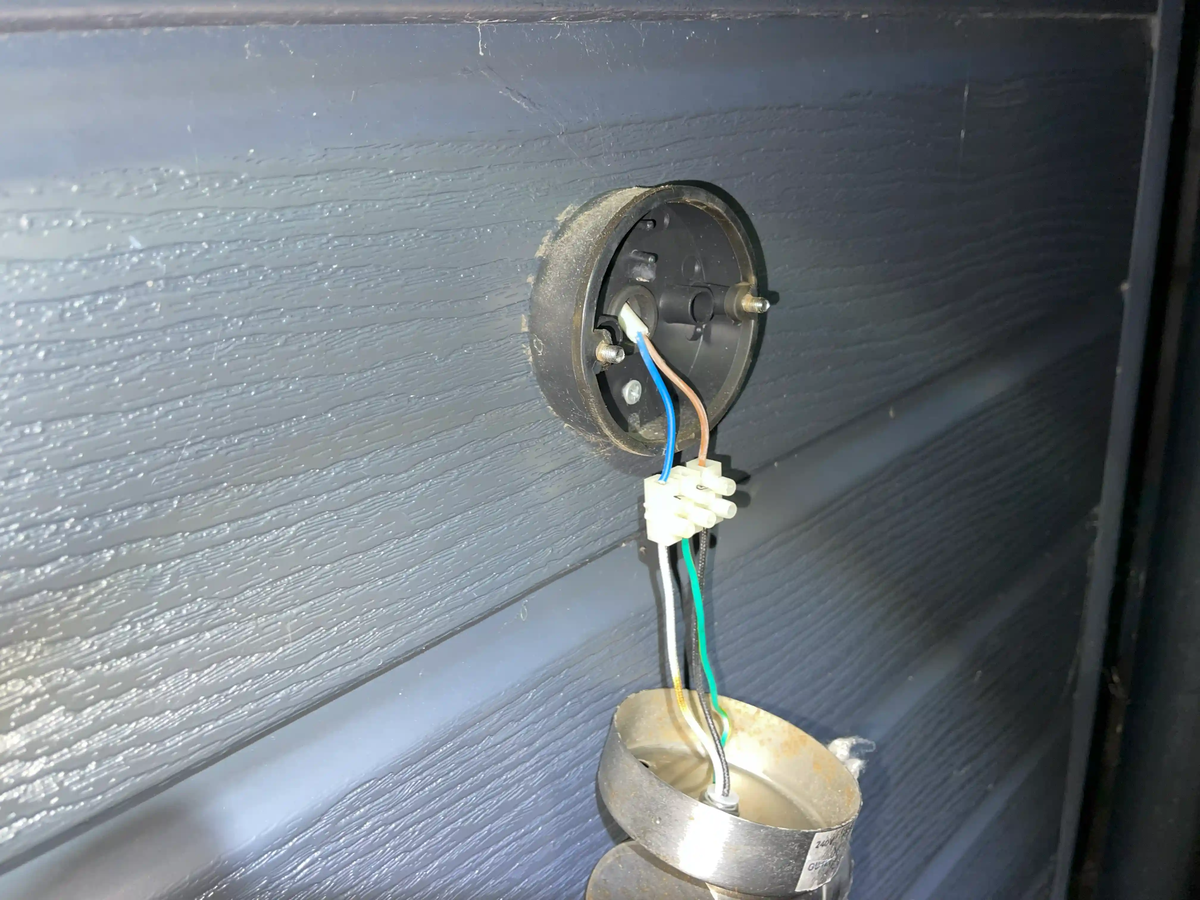 24 Hours Emergency Electrician near Camden Town